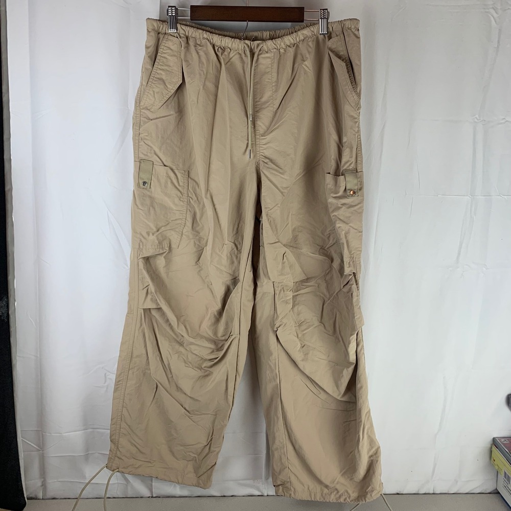 H&M Divided Cargo Pants Mens Large Tan Relaxed Fit Gorpcore Nylon Bungee Hem